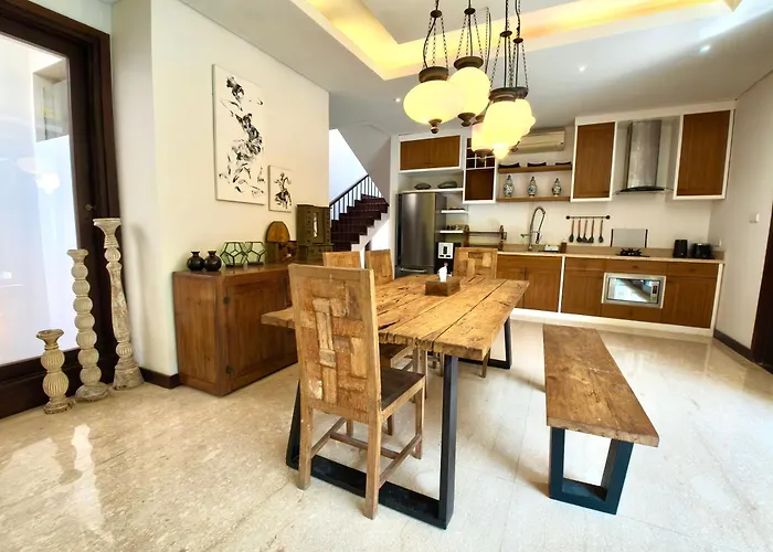 فيلة Tolgay Living